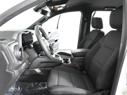 Used 2023 Chevrolet Colorado Trail Boss w/ Technology Package image 18