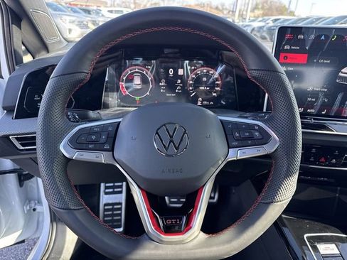 New 2026 Volkswagen GTI SE FWD image 17