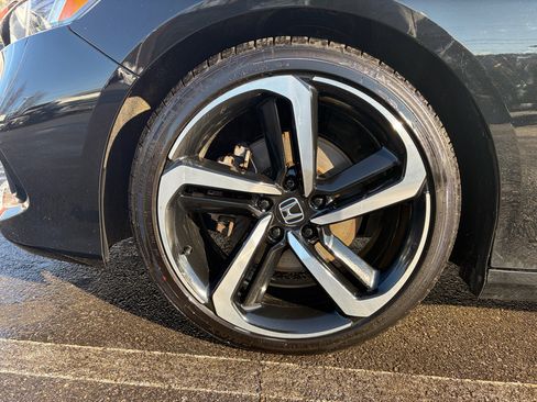 Used 2021 Honda Accord Sport image 13