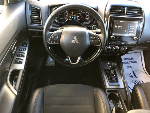 Used 2024 Mitsubishi Outlander Sport AWD image 9