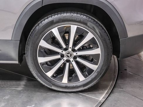Certified 2023 Mercedes-Benz GLB 250 image 9