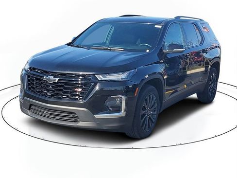 Certified 2023 Chevrolet Traverse RS image 2