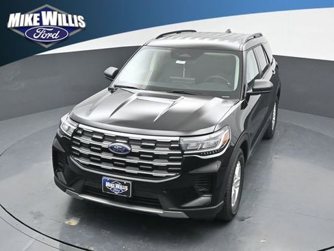 New 2026 Ford Explorer Active RWD image 19