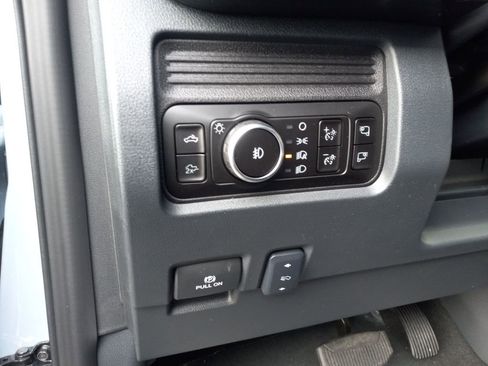 New 2026 Ford F350 Lariat w/ Chrome Package image 13