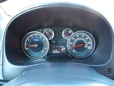 Used 2013 Suzuki SX4 AWD Hatchback image 17