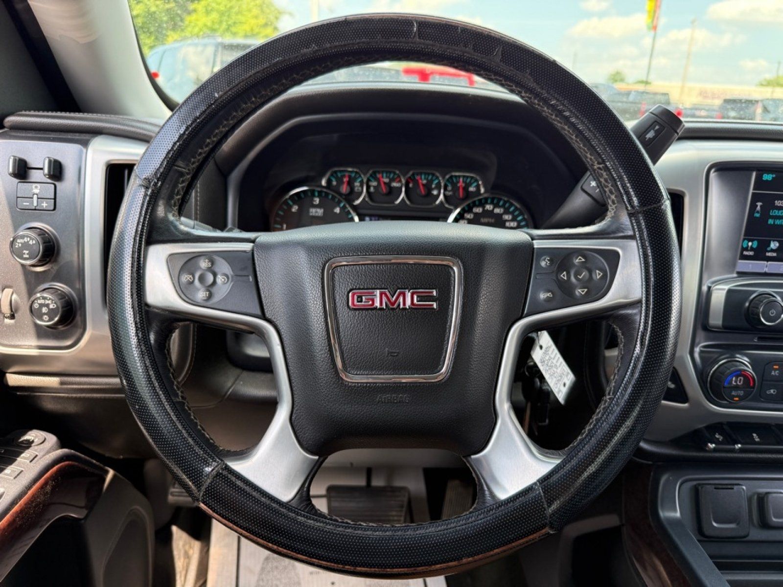 Used 2017 GMC Sierra 1500 SLE w/ Suspension Package, Off-Road AWD/4WD image 20
