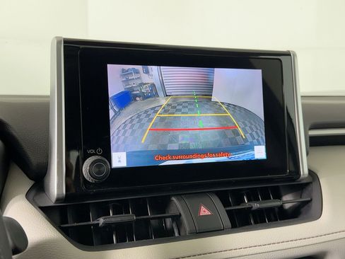 Used 2023 Toyota RAV4 XLE w/ Convenience Package image 24