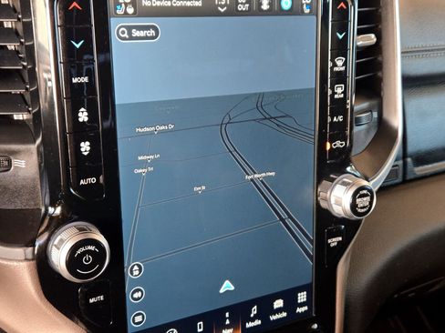 Used 2022 RAM 1500 Laramie w/ Laramie Southwest Edition image 17