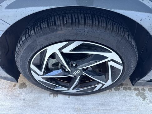 Certified 2025 Hyundai Sonata SEL image 20