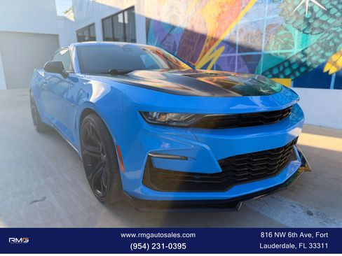 Used 2022 Chevrolet Camaro SS image 3