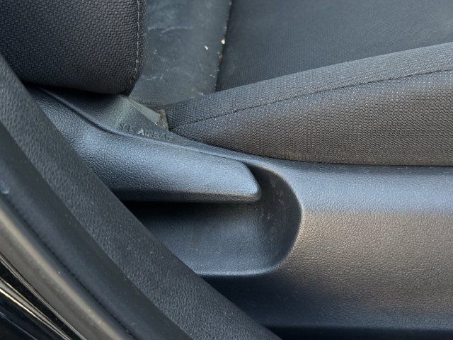 Used 2024 Toyota Corolla LE FWD image 27
