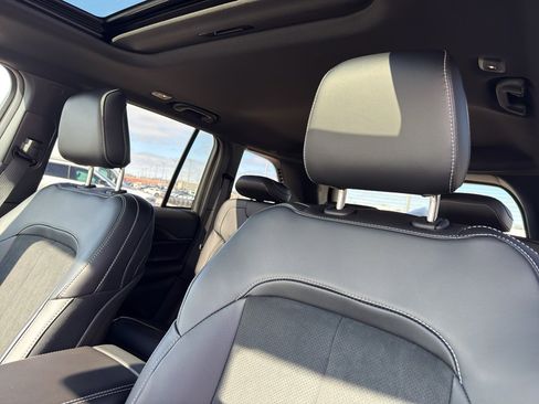 New 2025 Jeep Grand Cherokee Altitude AWD/4WD image 25