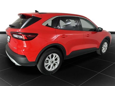 Used 2024 Ford Escape Active AWD/4WD image 5