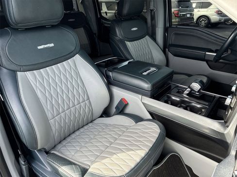 Used 2022 Ford F150 Limited image 22