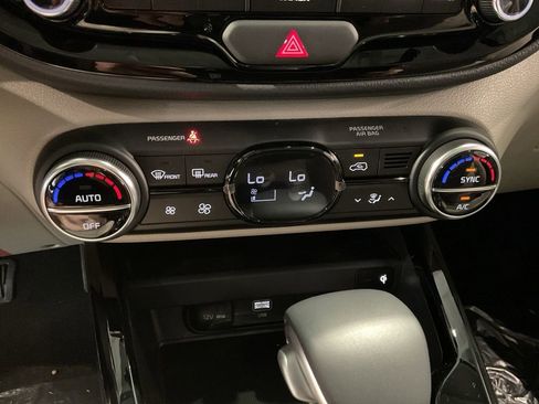 New 2025 Kia Soul EX image 13