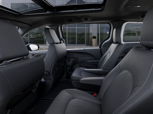 New 2026 Chrysler Pacifica Select FWD image 23