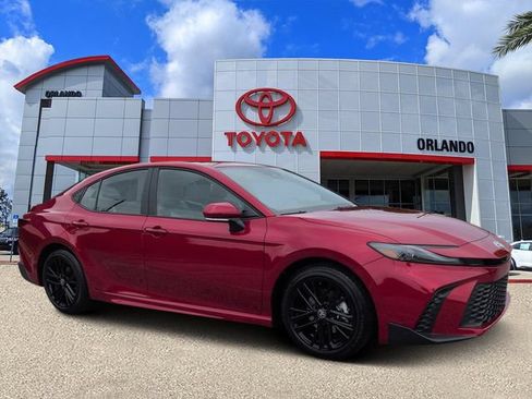 Certified 2026 Toyota Camry SE w/ Convenience Package FWD image 1