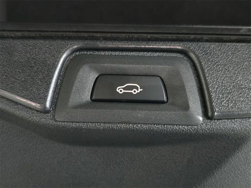 Used 2024 BMW X5 M60i image 16