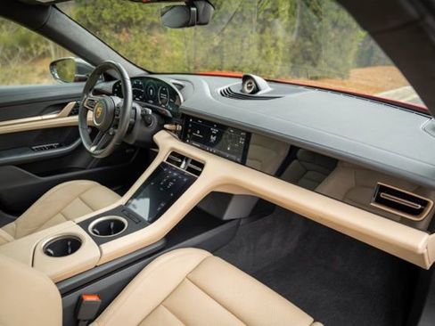 Used 2020 Porsche Taycan Turbo image 25