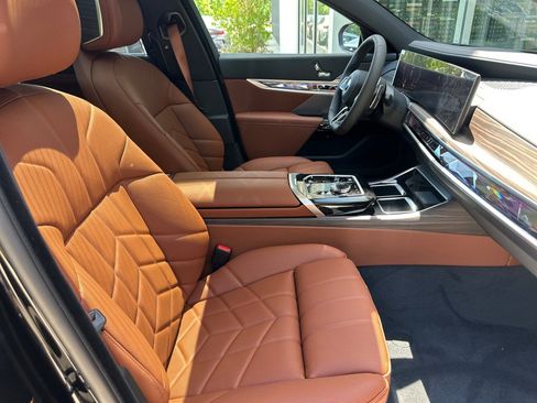 New 2026 BMW 740i RWD image 34