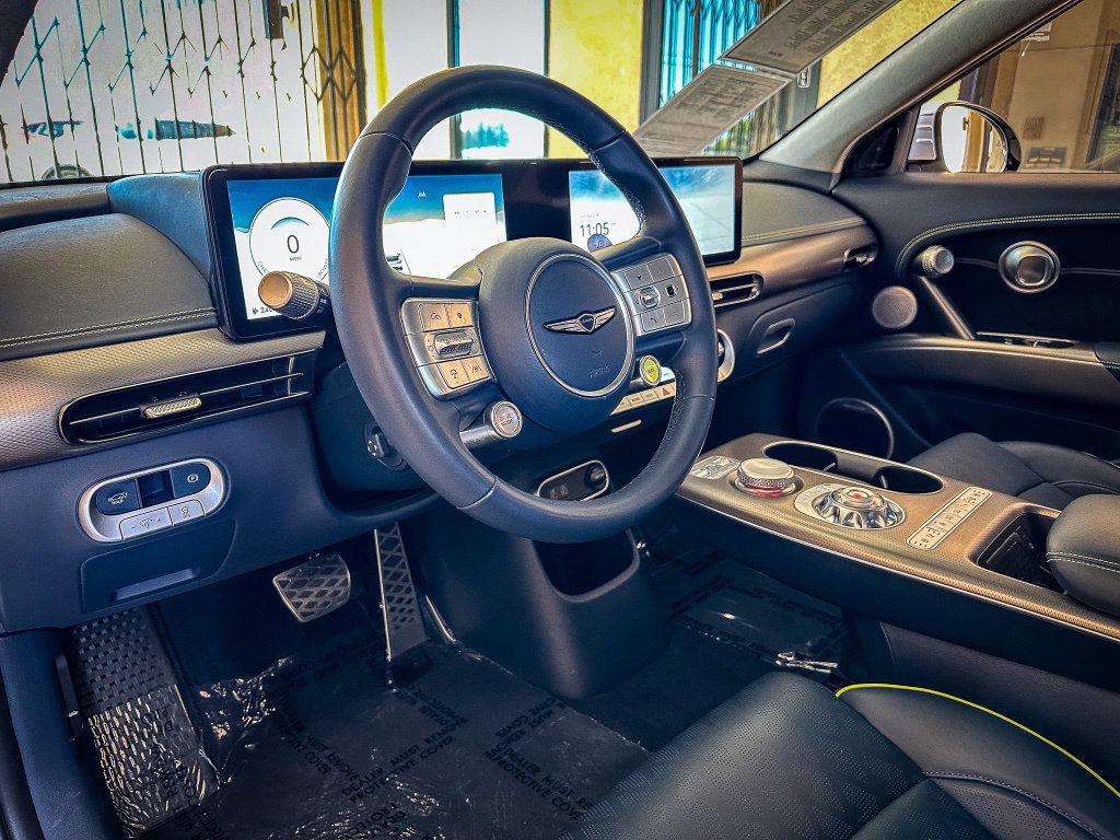 Used 2023 Genesis GV60 Performance AWD/4WD image 13
