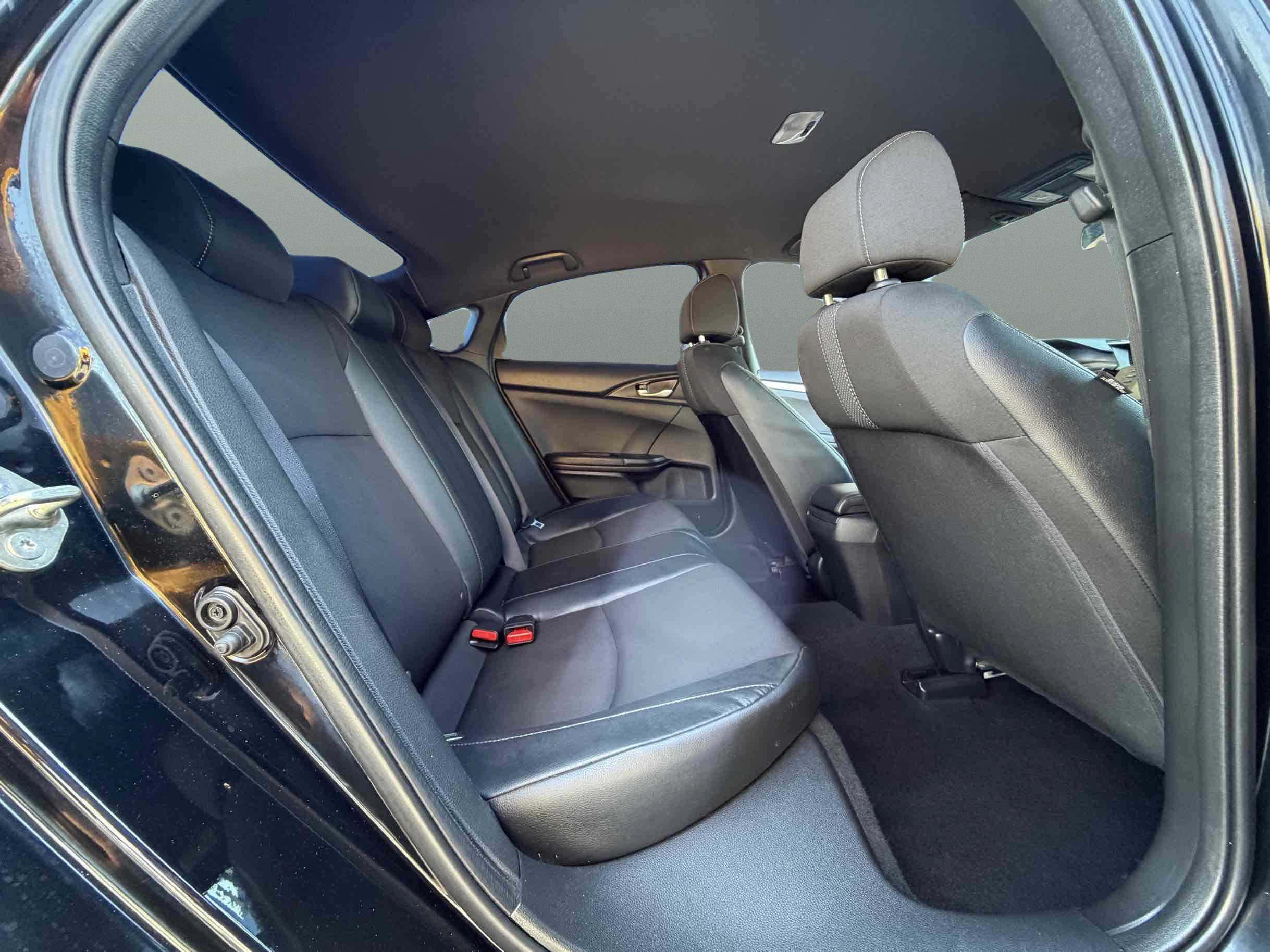 Used 2020 Honda Civic Sport image 16