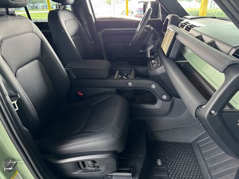 Used 2023 Land Rover Defender 110 75th Limited Edition image 18