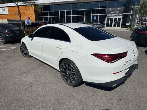 Used 2021 Mercedes-Benz CLA 250 image 4
