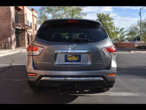 Used 2015 Nissan Pathfinder Platinum AWD/4WD image 9