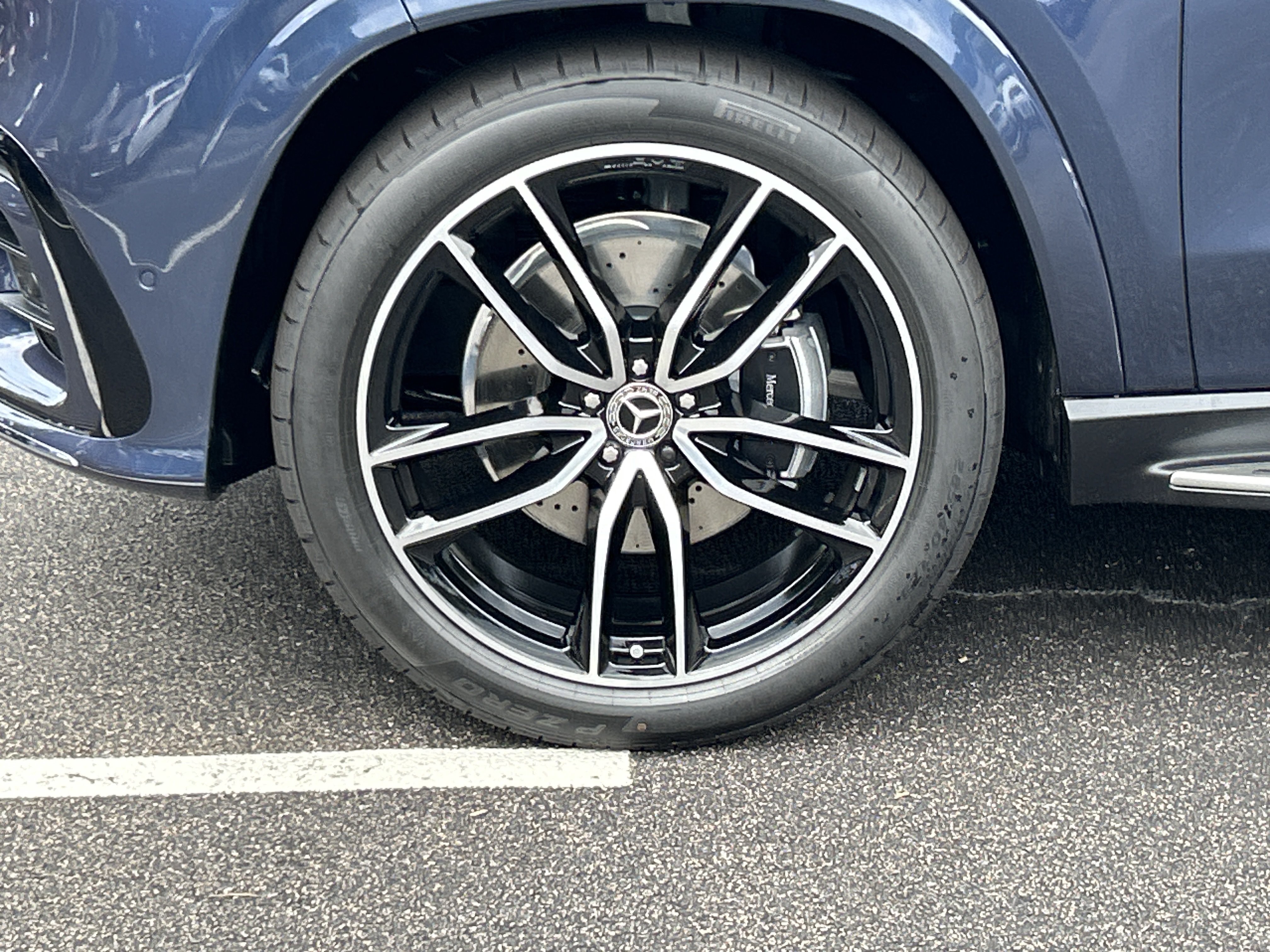 New 2026 Mercedes-Benz GLS 450 4MATIC image 16