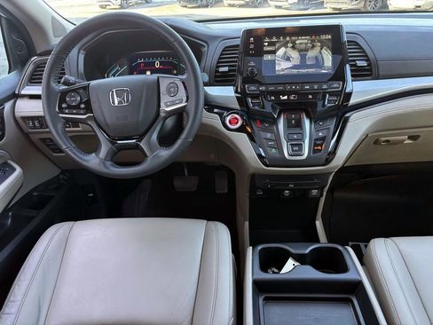 Used 2024 Honda Odyssey Touring image 30