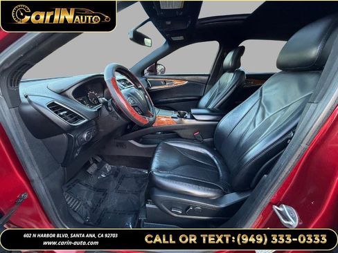 Used 2017 Lincoln MKX Select w/ Select Plus Package image 10