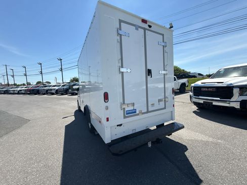 New 2025 GMC Savana 3500 w/ Power Convenience Package RWD image 13