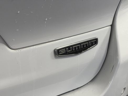 Used 2022 Jeep Grand Cherokee L Summit image 20