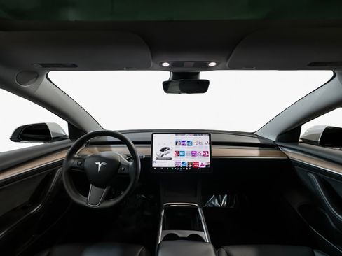 Used 2021 Tesla Model 3 RWD image 16