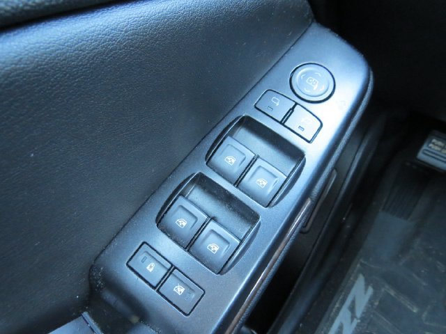 Used 2020 Chevrolet Tahoe LT w/ Off-Road Package AWD/4WD image 25