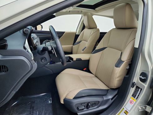 Used 2019 Lexus ES 300h w/ Accessory Package 2 FWD image 17