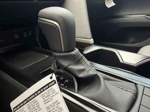 New 2026 Toyota Camry SE FWD image 18