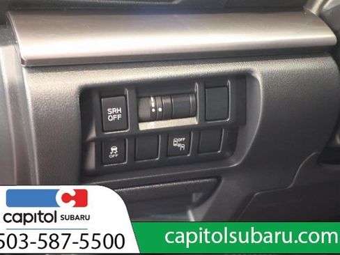 Used 2018 Subaru Crosstrek 2.0i Limited AWD/4WD image 16