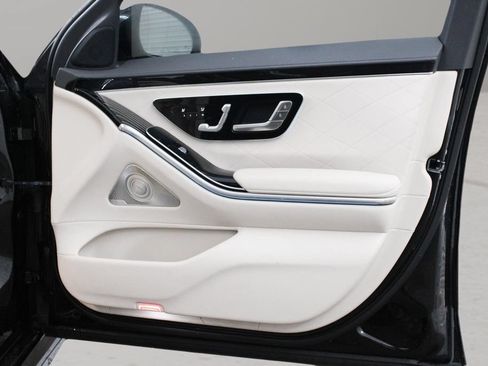 Used 2022 Mercedes-Benz S 580 4MATIC Sedan image 23