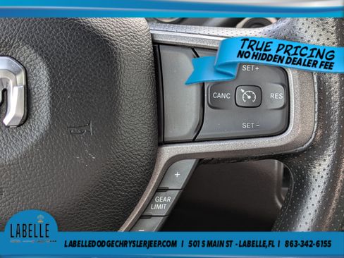 Used 2024 RAM 2500 Tradesman w/ Chrome Appearance Group AWD/4WD image 21