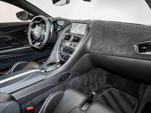 Used 2023 Aston Martin DBS Coupe RWD image 15