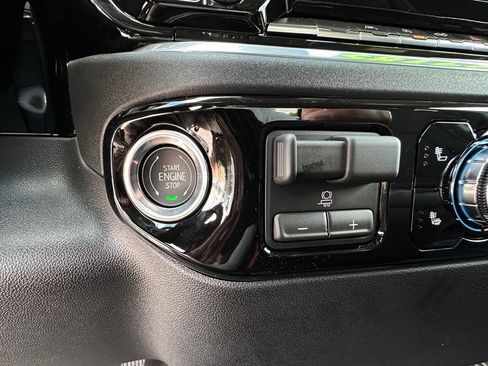 New 2026 GMC Sierra 1500 Elevation AWD/4WD image 32