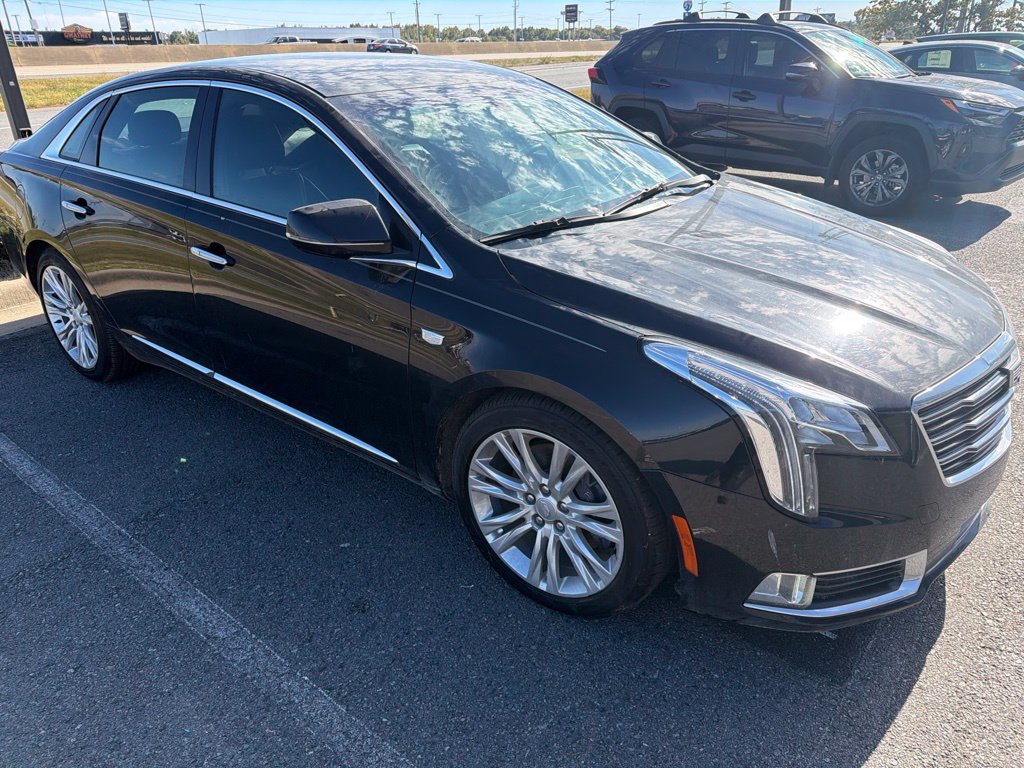 Used 2018 Cadillac XTS Luxury AWD/4WD image 3
