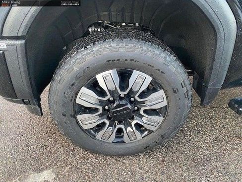 New 2026 GMC Sierra 3500 Denali w/ Denali Reserve Package image 10