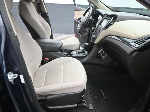 Used 2017 Hyundai Santa Fe Sport image 22