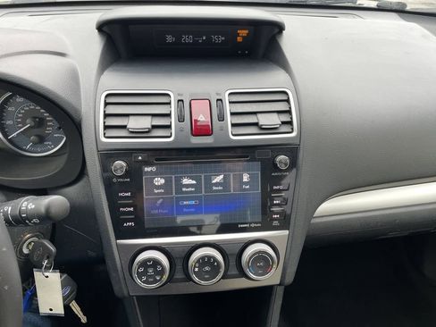 Used 2016 Subaru Crosstrek 2.0i Premium image 18