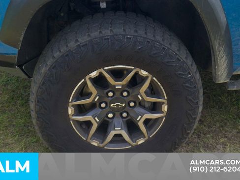 Used 2023 Chevrolet Colorado ZR2 w/ ZR2 Convenience Package III AWD/4WD image 15