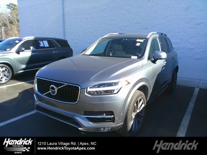 Used 2018 Volvo XC90 T5 Momentum w/ Convenience Package