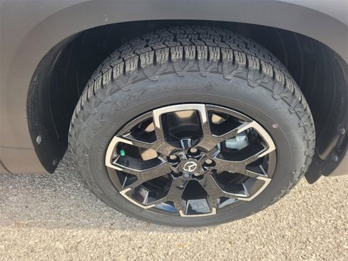 Certified 2025 MAZDA CX-50 Meridian Edition w/ Weather Package image 19